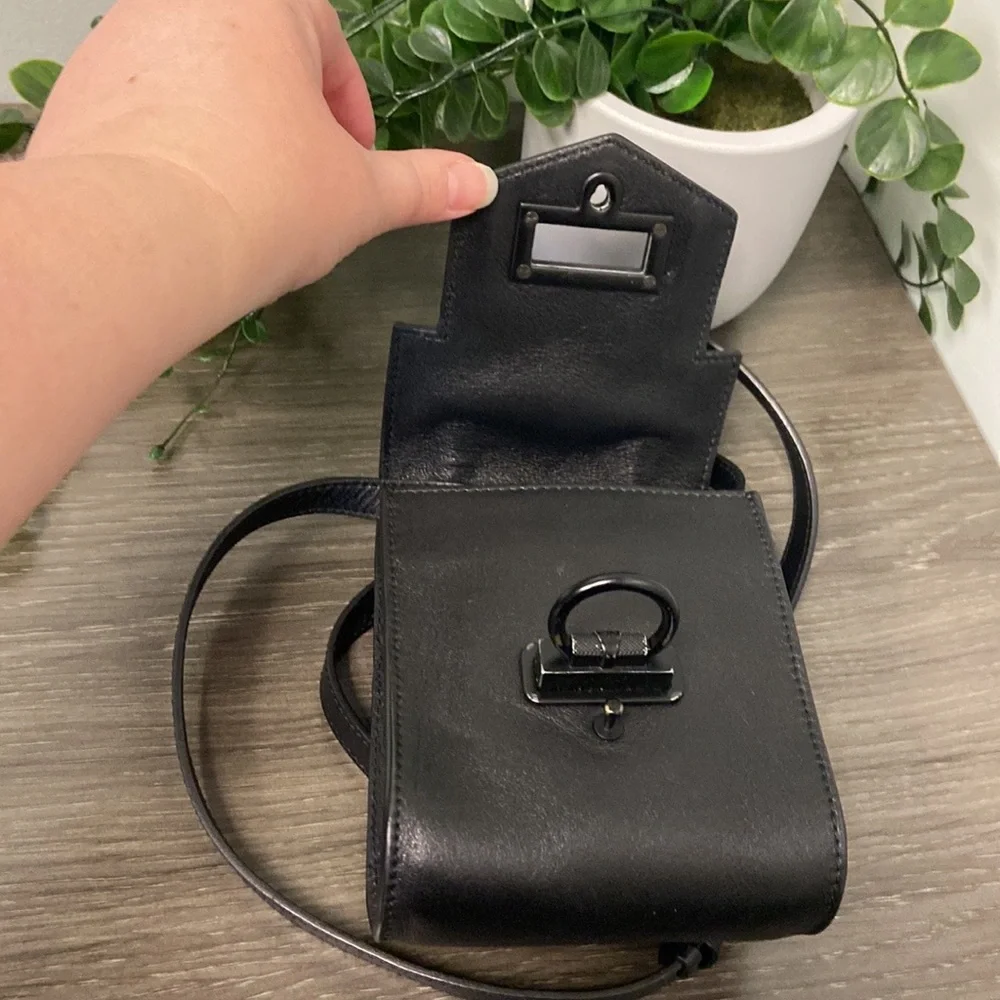 Reece Hudson‎ Black Crossbody Bag